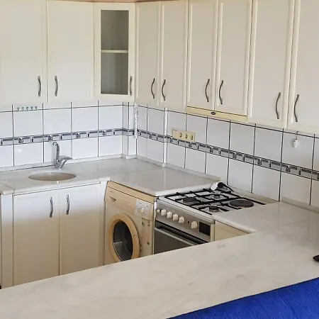 Denize Sifir, Havuz, Esyali Kiralik Daire * Alanya